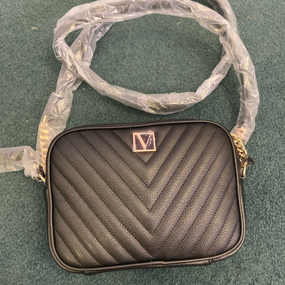Victoria's Secret Bags Victorias Secret Black Lily The Victoria Top Zip Crossbody Purse